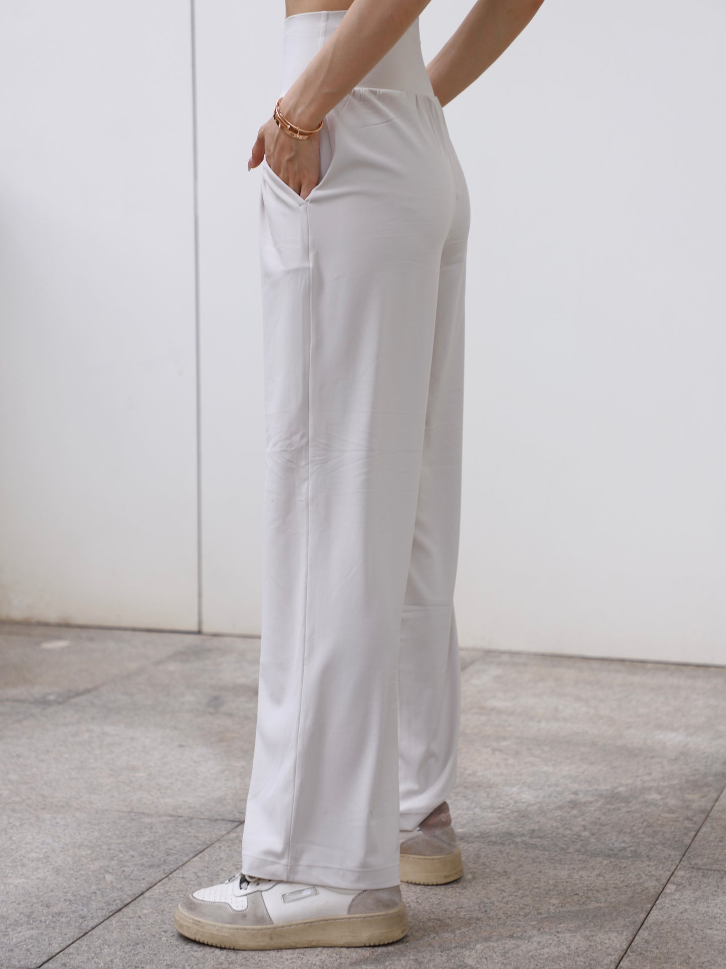 Airy Wide Leg Pants