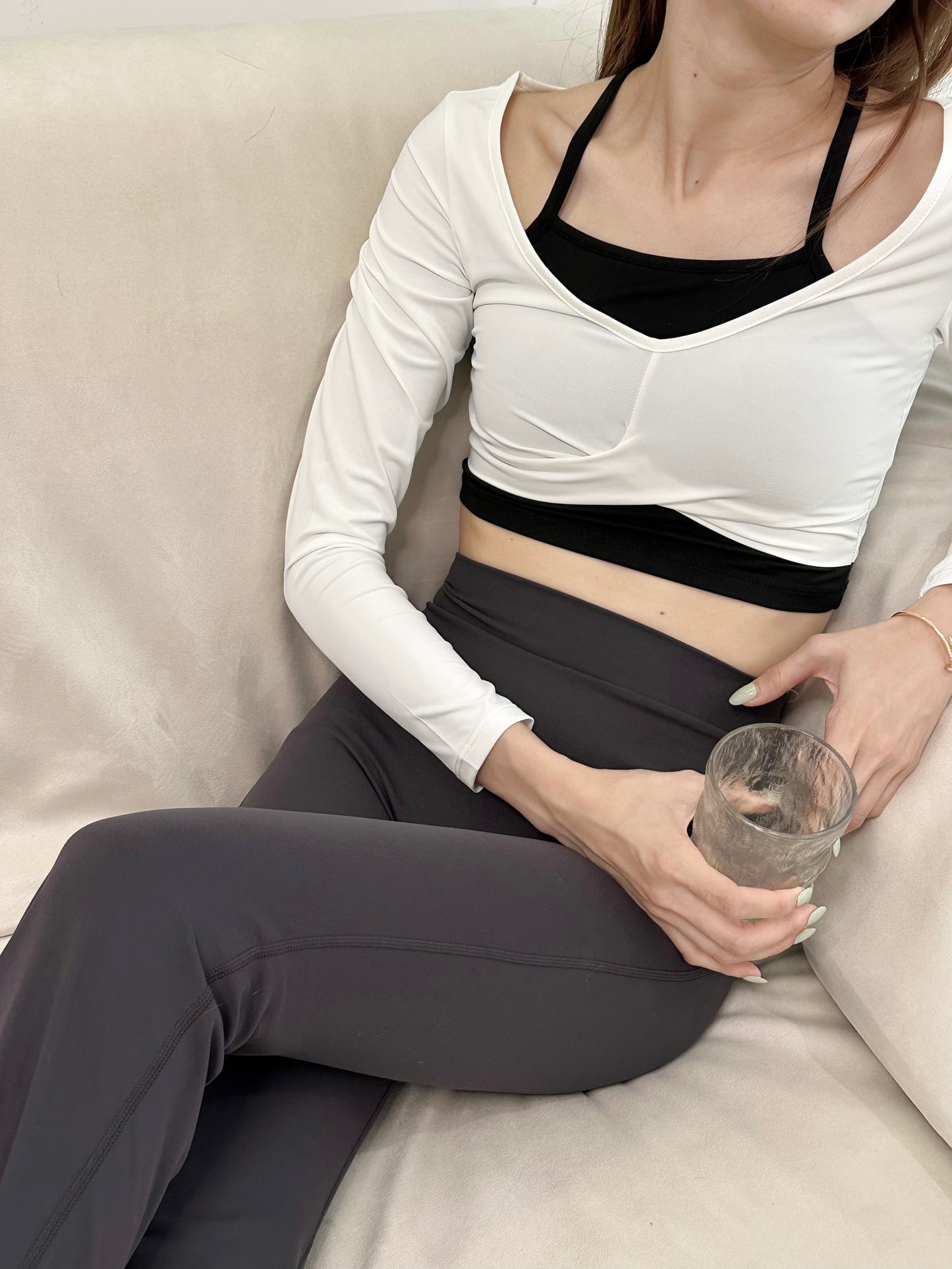 2 in 1 Cross Neck & Strap Long Sleeves Bra Top